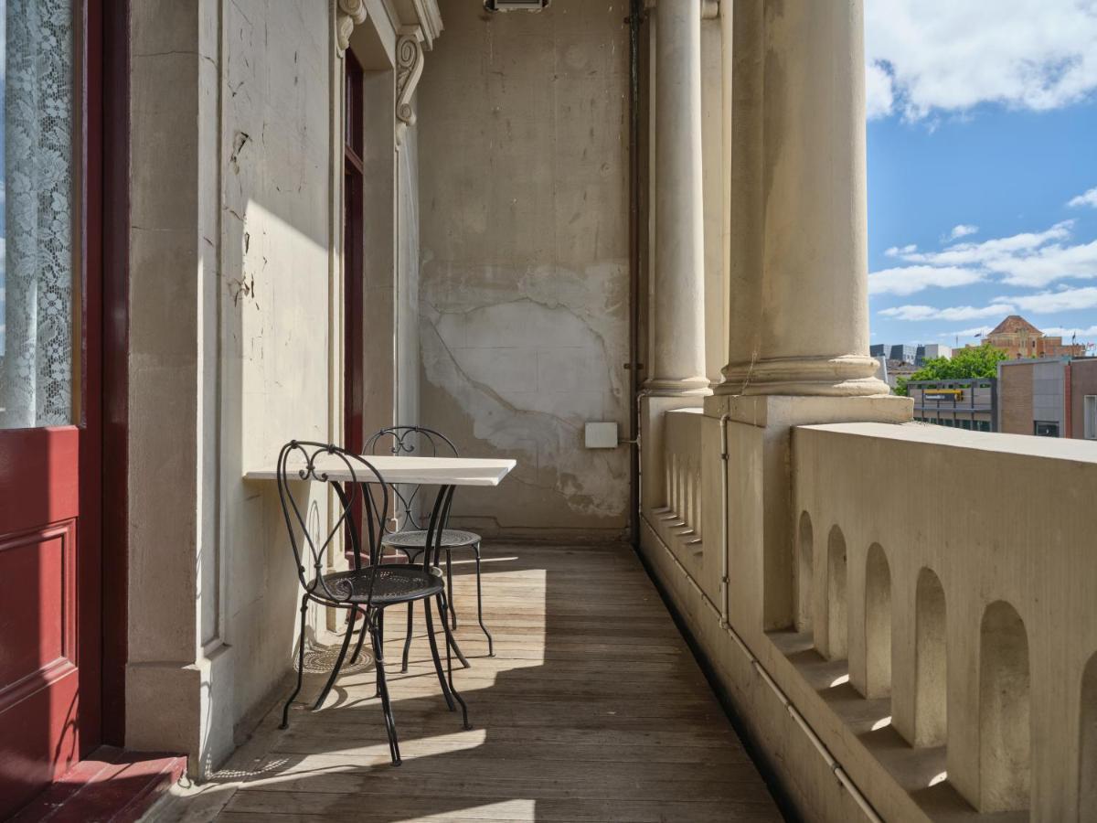 Craig'S Royal Hotel Ballarat Exterior foto The balcony of the 1880s building